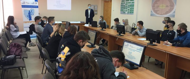 Выездные консультации в Строительном техникуме и СОТЕ